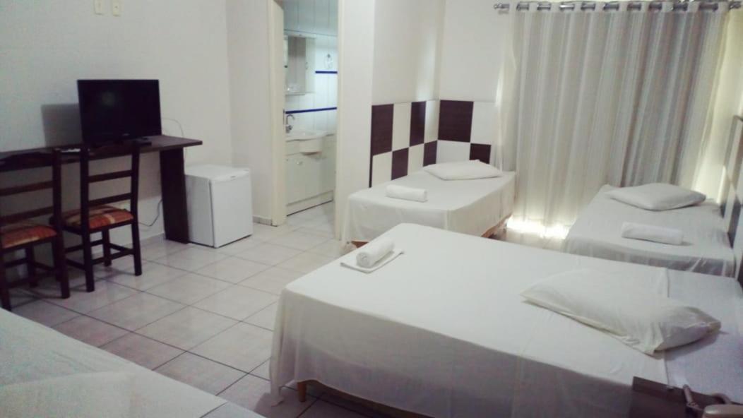 Hotel Maestro Express Toledo Exterior foto